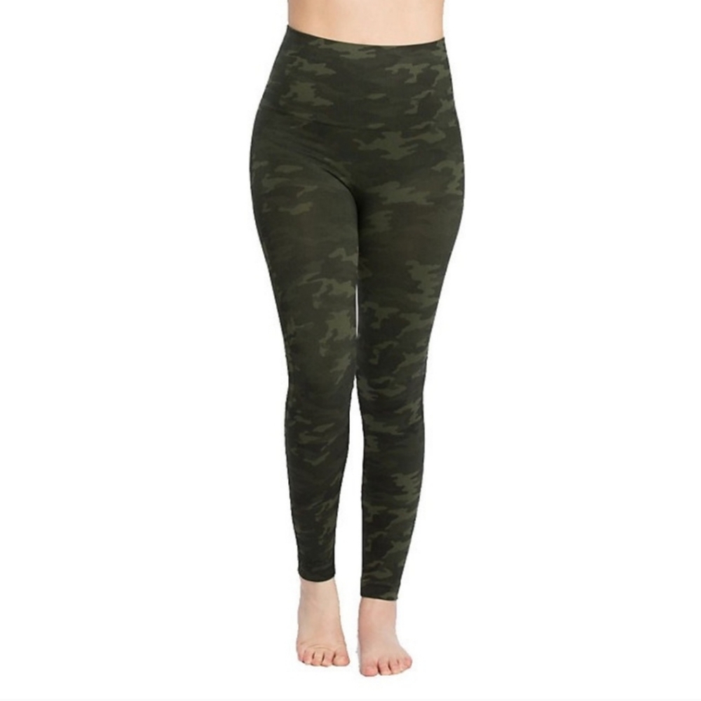 Spanx Look At Me Now Camo Leggings